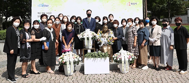 정명근 화성시장, 일본군 위안부 피해자 ‘기림의 날’헌화