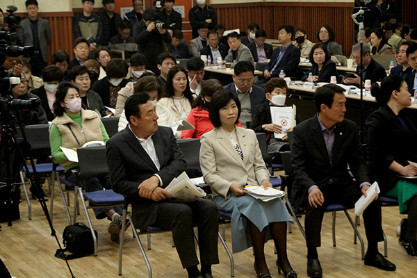 정명근 화성시장, 봉담읍·기배동·화산동 '화성시민 주요 관심사업 설명회' 개최