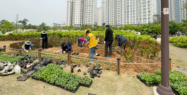 화성시, 시민과 함께 공원 조성에 나서