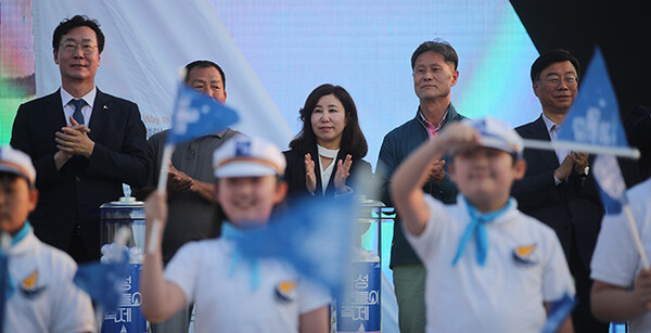 화성시의회, 제13회 화성 뱃놀이 축제 개막식 참석