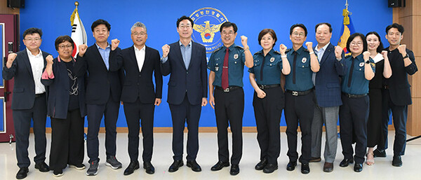 정명근 화성시장, 동탄경찰서 방문하여 100만 시민의 생명과 재산을 안전하게 지켜주길 당부