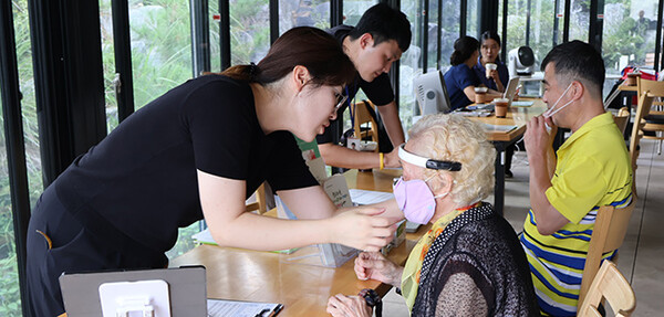 화성시동탄치동천종합사회복지관, 화성시정신건강복지센터와 함께하는 ‘찾아가는 마음 안심버스’성료