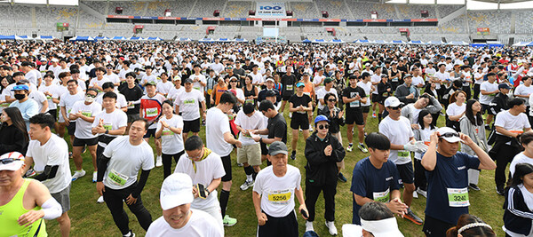 제24회 화성 효 마라톤 대회 성황리 개최